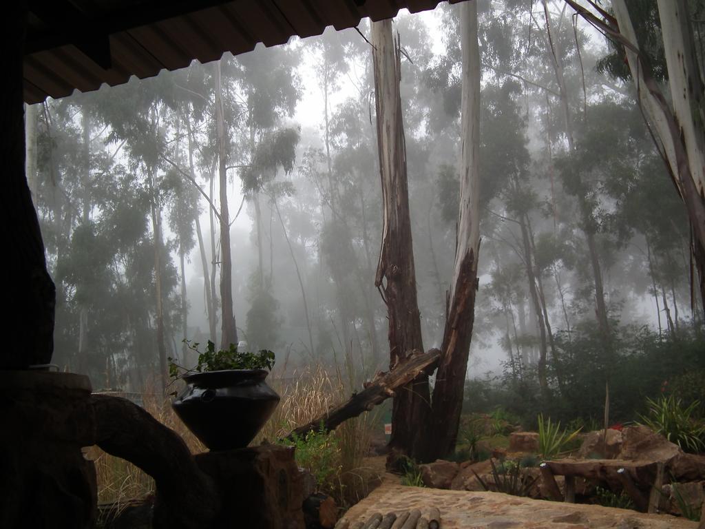 Kliphuisjes Dullstroom Buitenkant foto