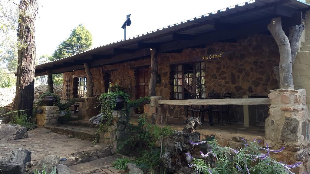 Kliphuisjes Dullstroom Buitenkant foto