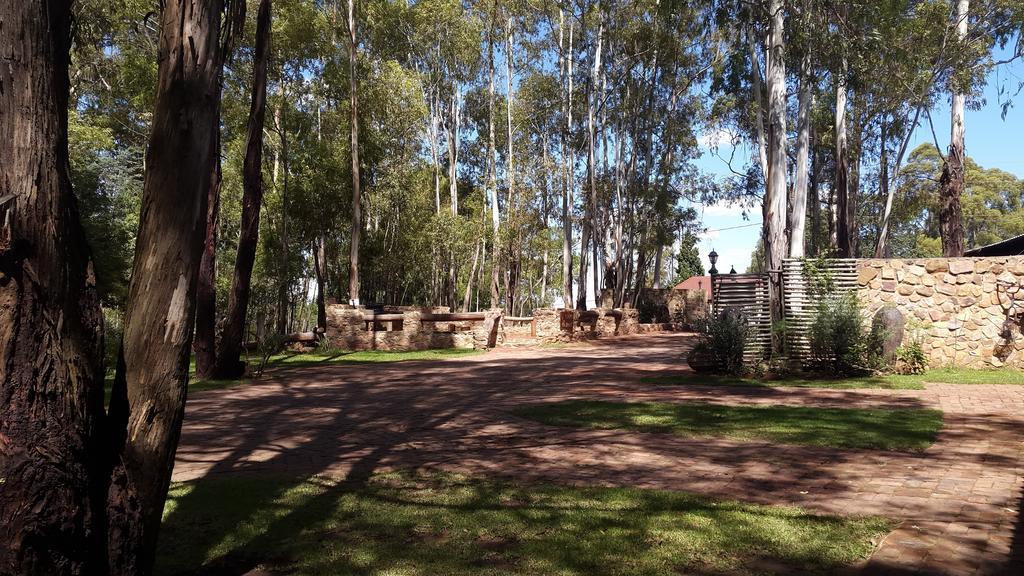 Kliphuisjes Dullstroom Buitenkant foto