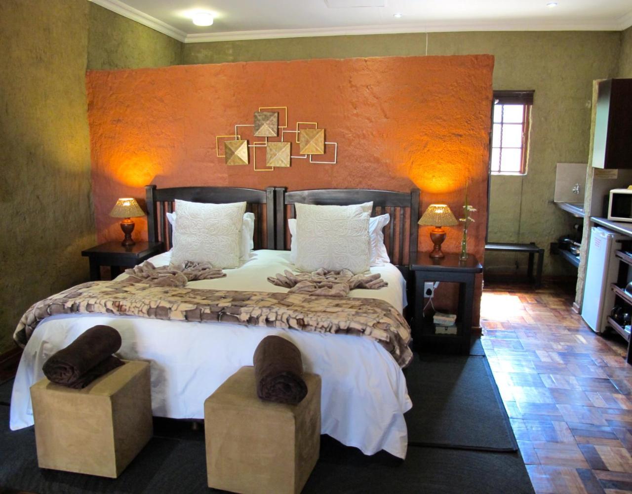 Kliphuisjes Dullstroom Buitenkant foto