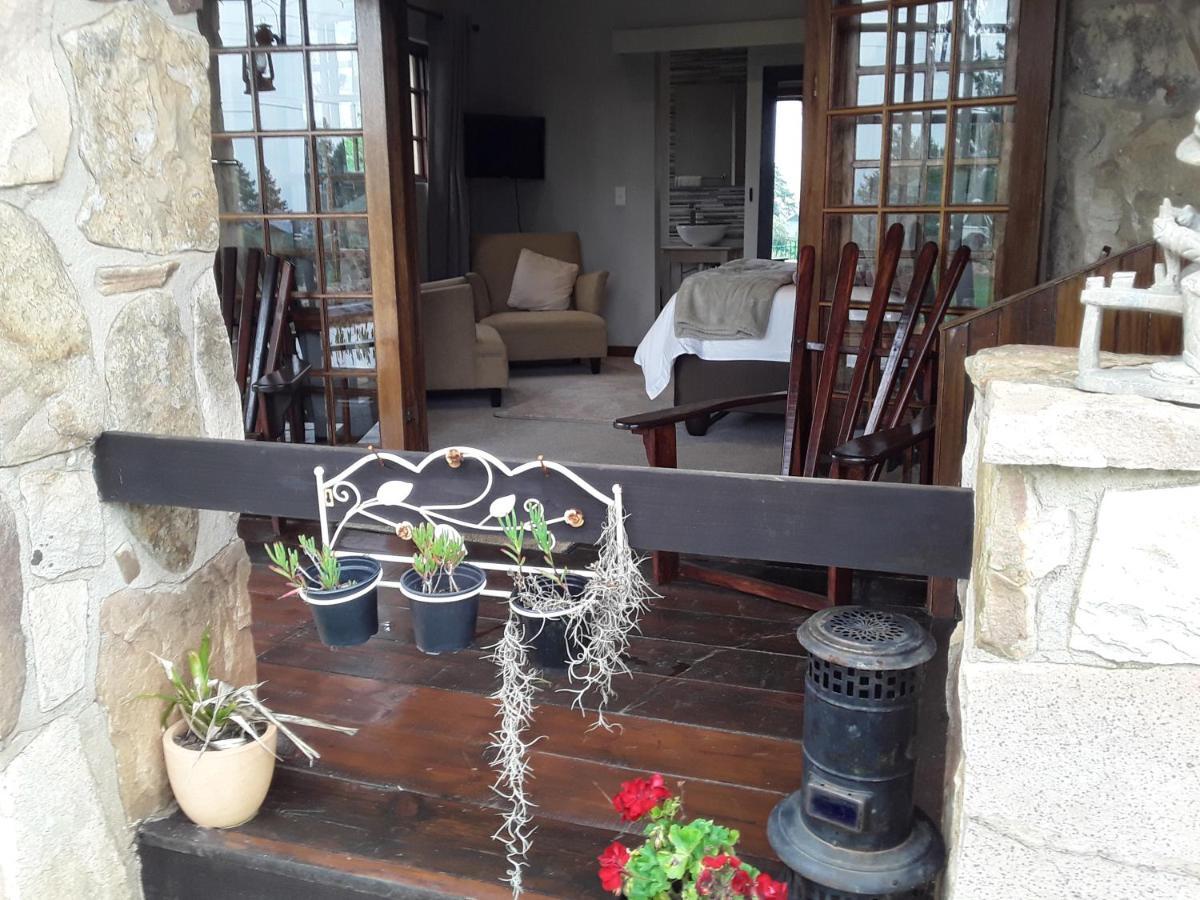 Kliphuisjes Dullstroom Buitenkant foto