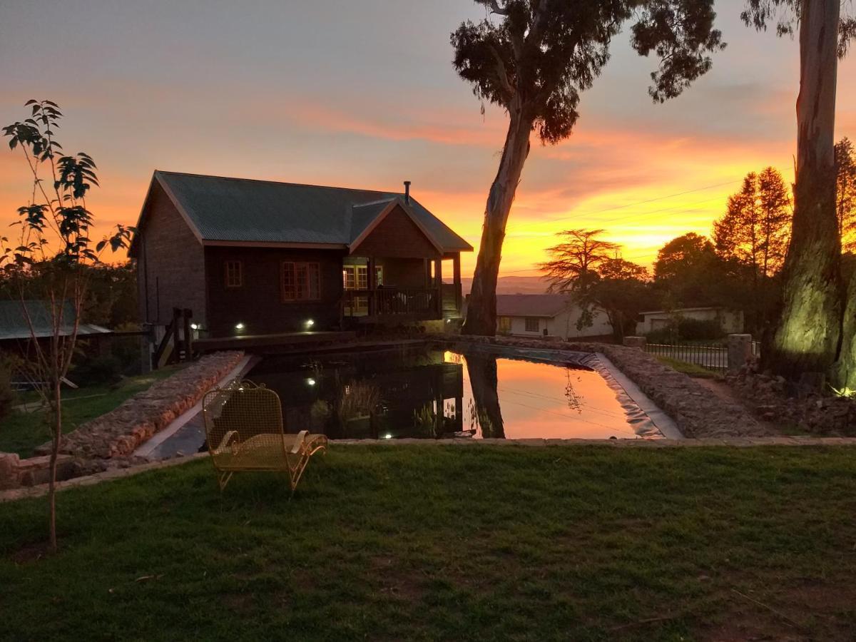 Kliphuisjes Dullstroom Buitenkant foto